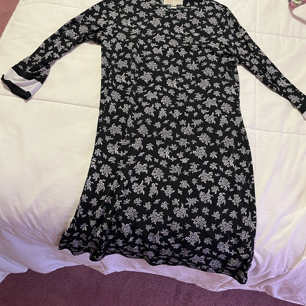 Floral Black and White Long Sleeve Dress